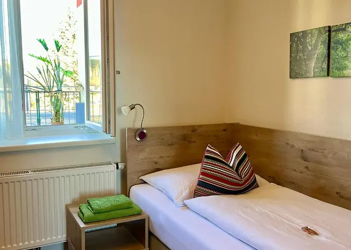 Athecada Fruehstueckspension